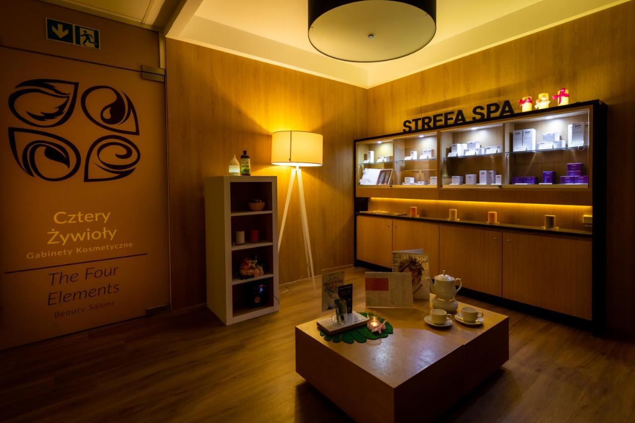 Eva Park Life & Spa Konstancin-Jeziorna Buitenkant foto