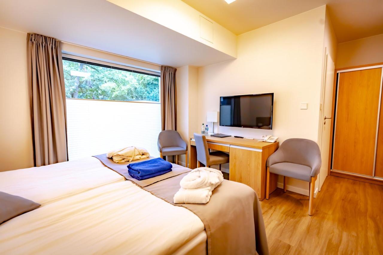 Eva Park Life & Spa Konstancin-Jeziorna Buitenkant foto
